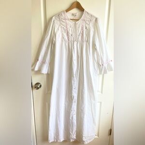 Vintage Barbizon Nightgown Size Large 70s Prairie Western Embroidered Lace